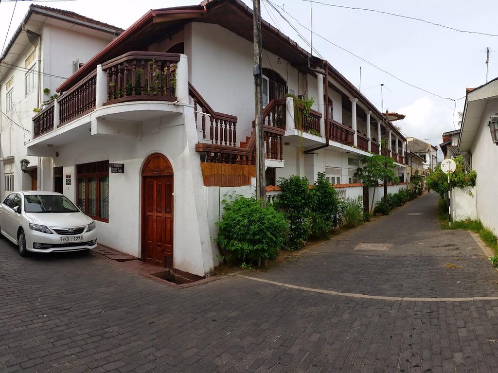 Wijenayake'S - Beach Haven Guest House - Galle Fort Exterior foto